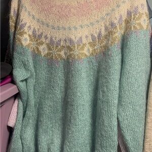 Elegant Mint Patterned Sweater